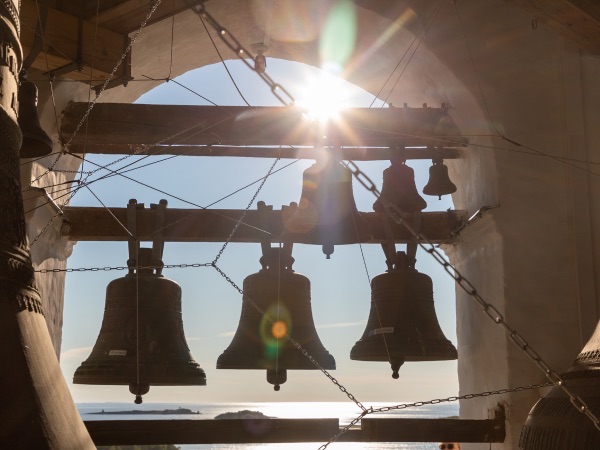 Звоните громче все колокола