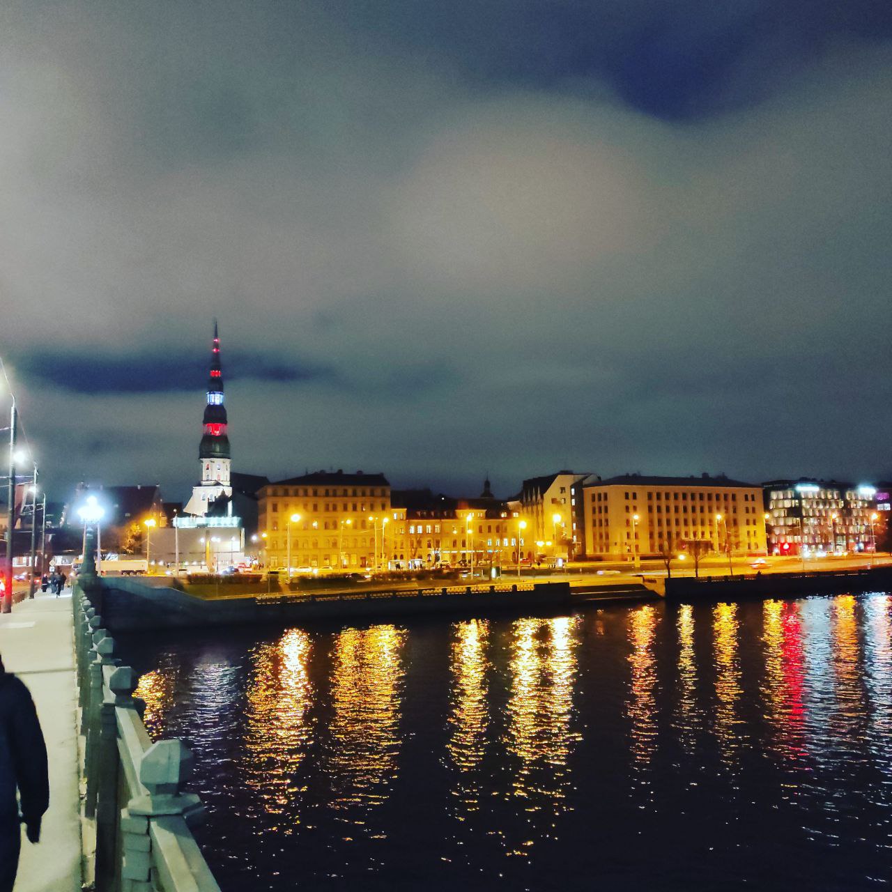 Товарищи тарелочницы!