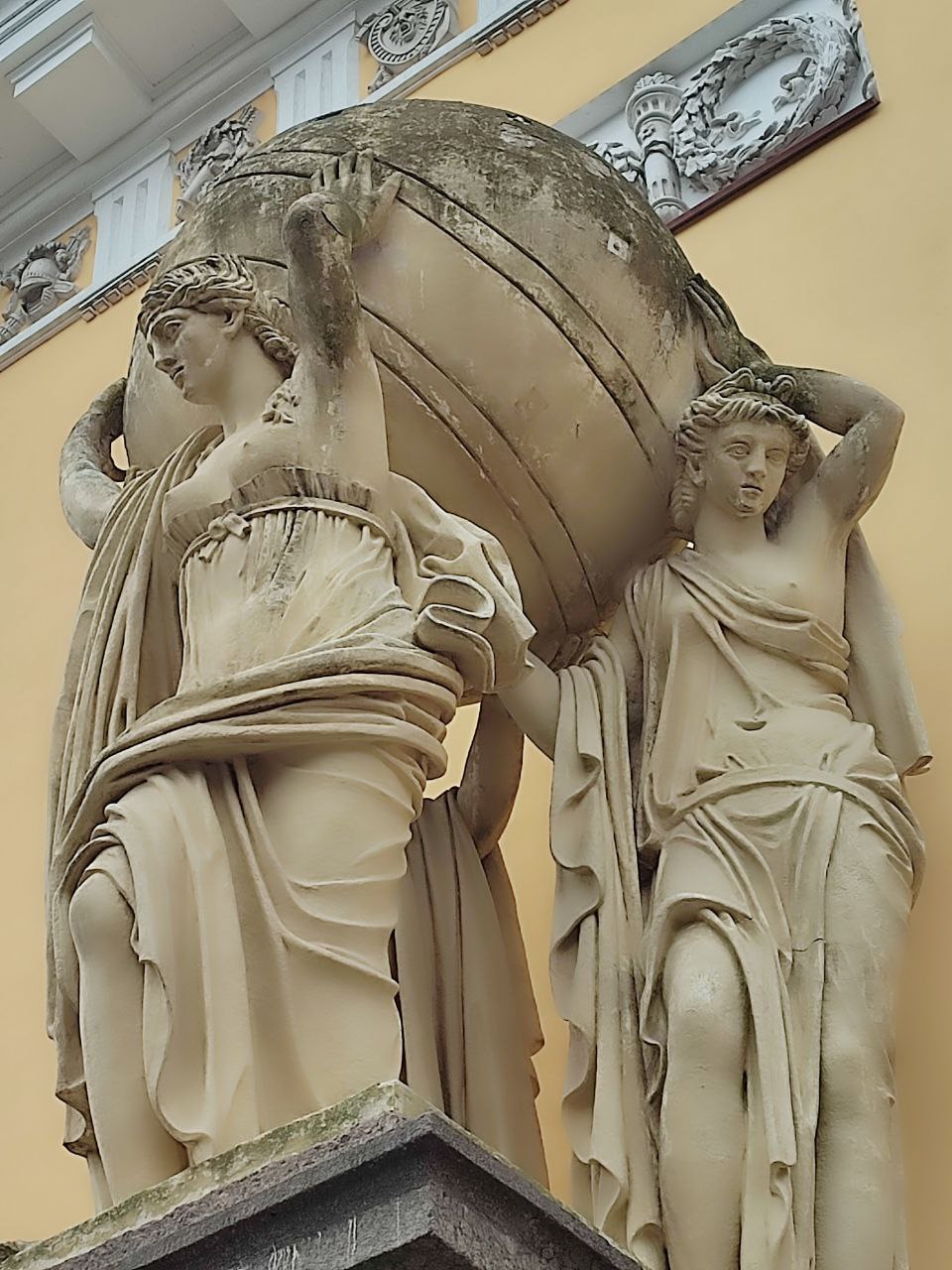 Материться и выгорать