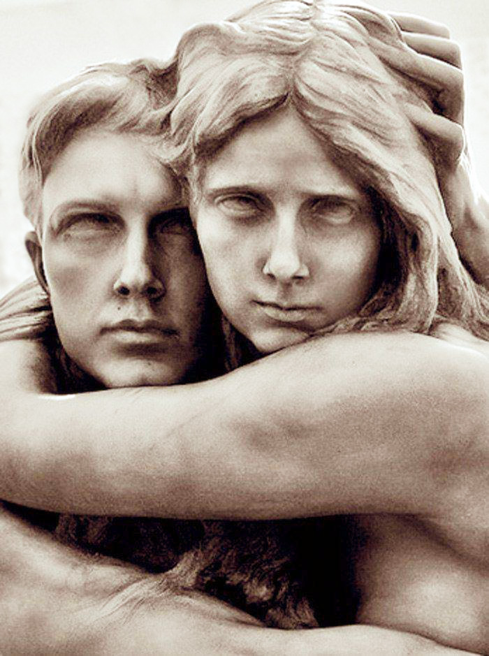 Сейчас одни мы против всех