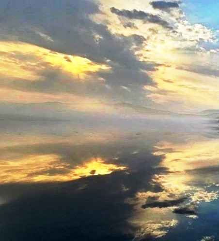 Равны себе самим... ЭССЕ