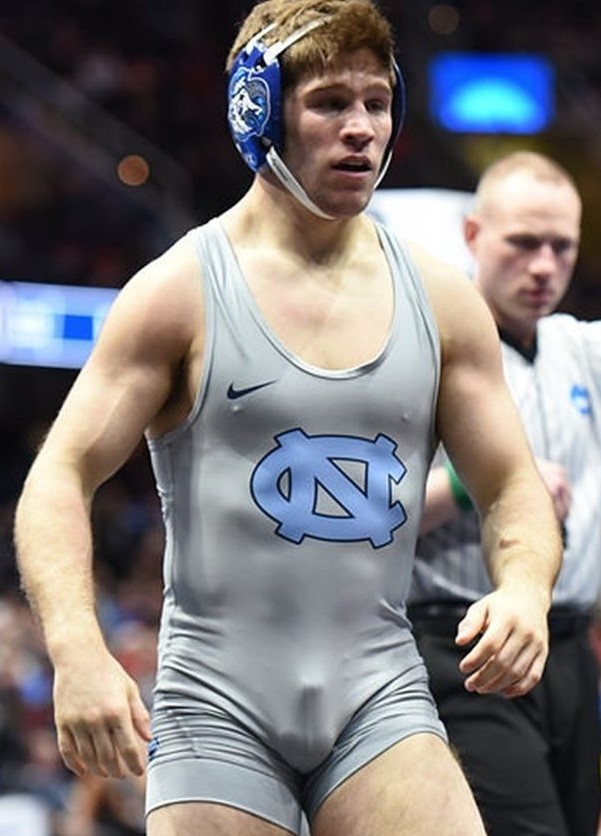 Baш сверстник в 300 лет Цена Запретa BCEX Bойн RU