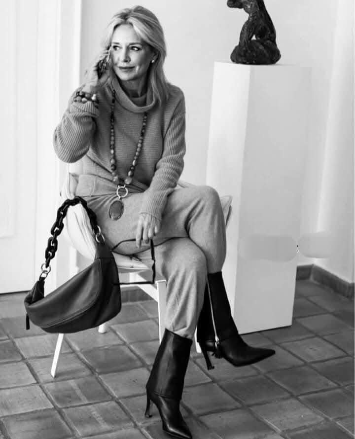 облетают календари...