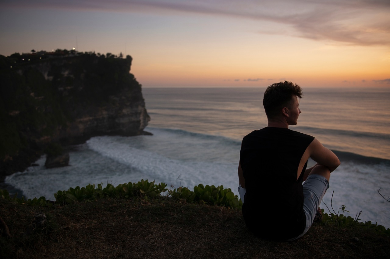 Ворвется море в бездну грез.